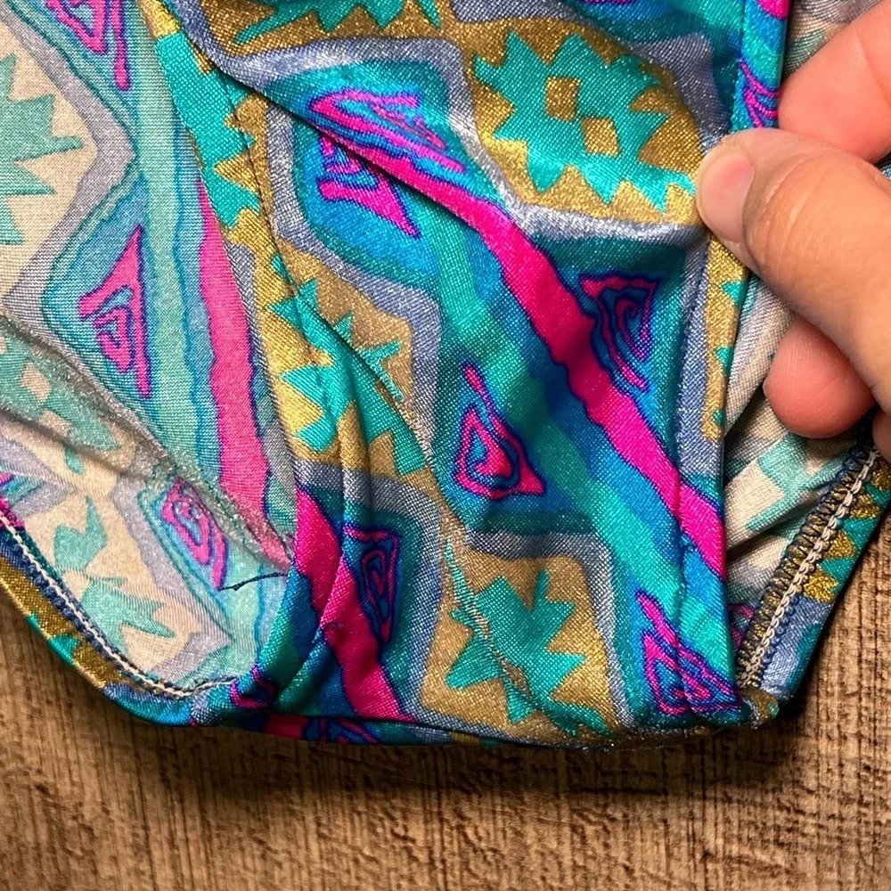 JANTZEN Vintage Metallic Bikini Women’s size 14 HiCut Aztec V-Front - Picture 12 of 13